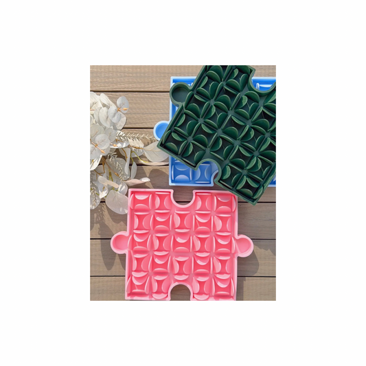 Doggotique - Puzzle Slow Bowl Grass - Roze, Groen en Blauw